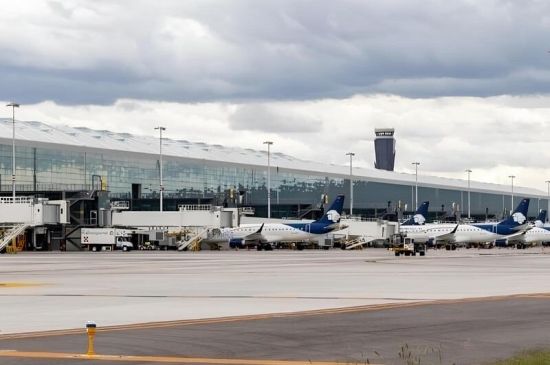 EE.UU. cancela 13 rutas aéreas de México, especialistas exigen respeto al convenio bilateral EE.UU. cancela 13 rutas aéreas de México, especialistas exigen respeto al convenio bilateral